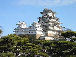 Замок Химэдзи — Японская традиция и укиё-э
