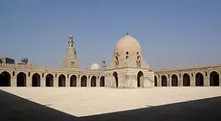 Мечеть Ибн Тулуна в Каире — Арабское и мавританское искусство